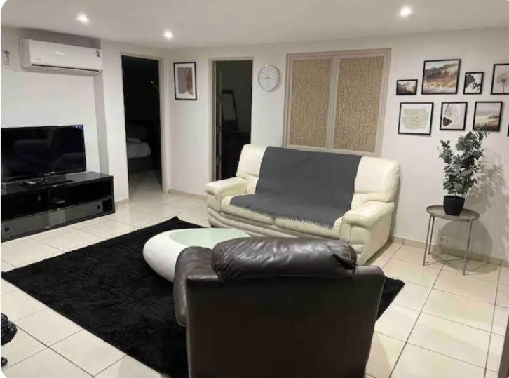 Appartement Au Coeur De Centre-ville De *